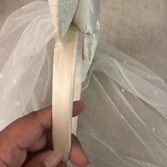 Bridal Minnie Mouse ears with veil - Picture 7 of 8